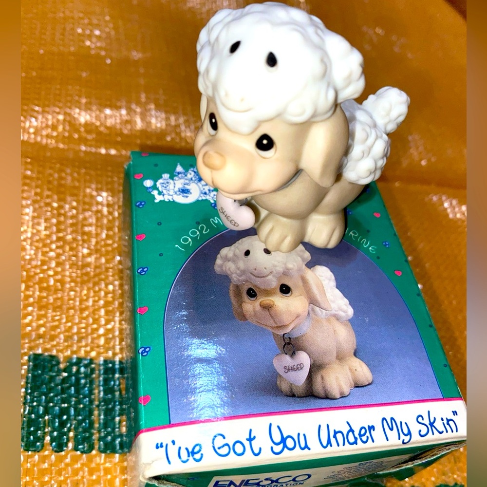 Precious Moments “I’ve Got You Under My Skin” Box~Figurine~Dog~Sheep~Heart*